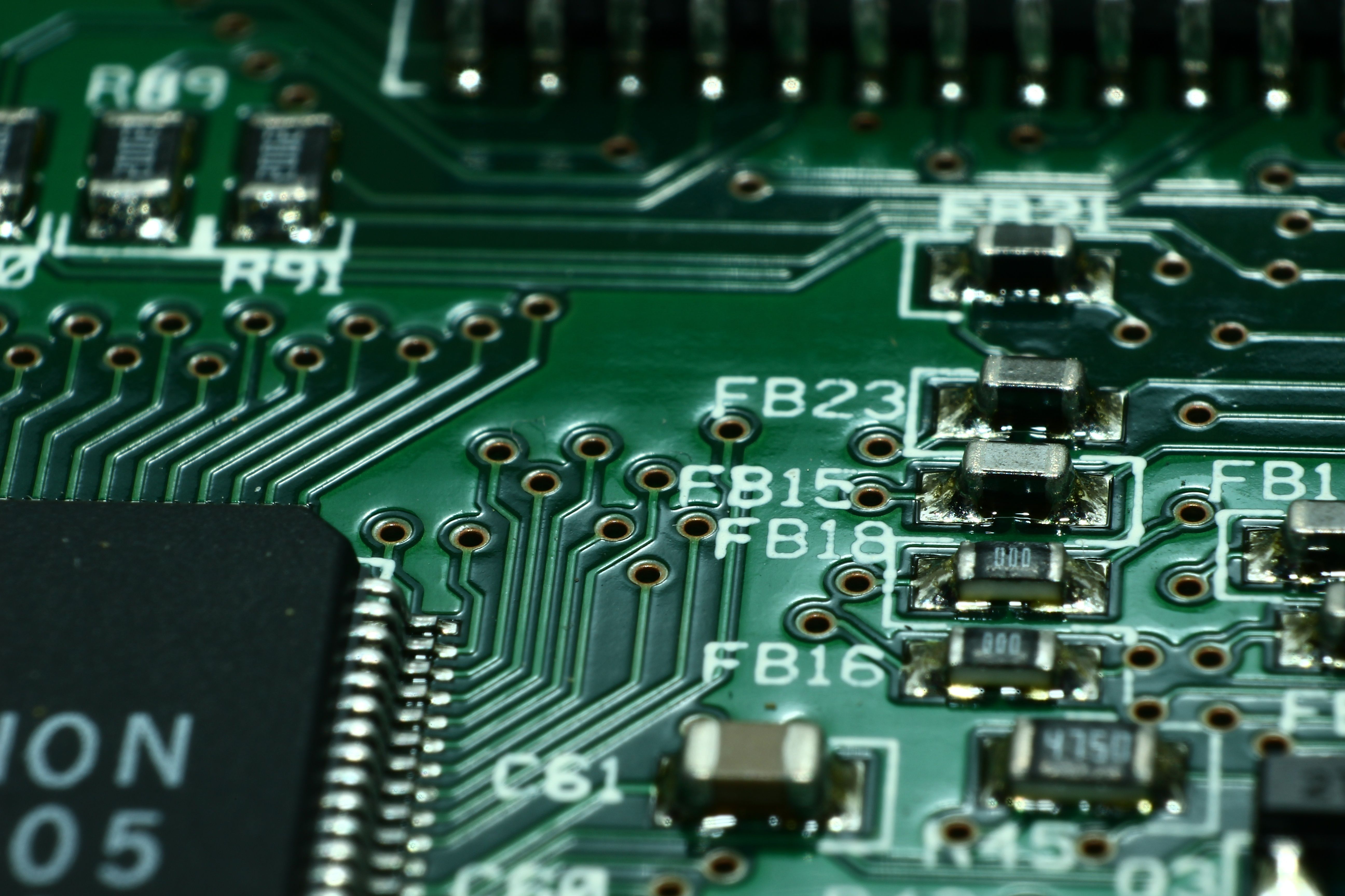 Illustration of AI chip manufacturing race between Nvidia, Samsung, and Anthropic in 2026